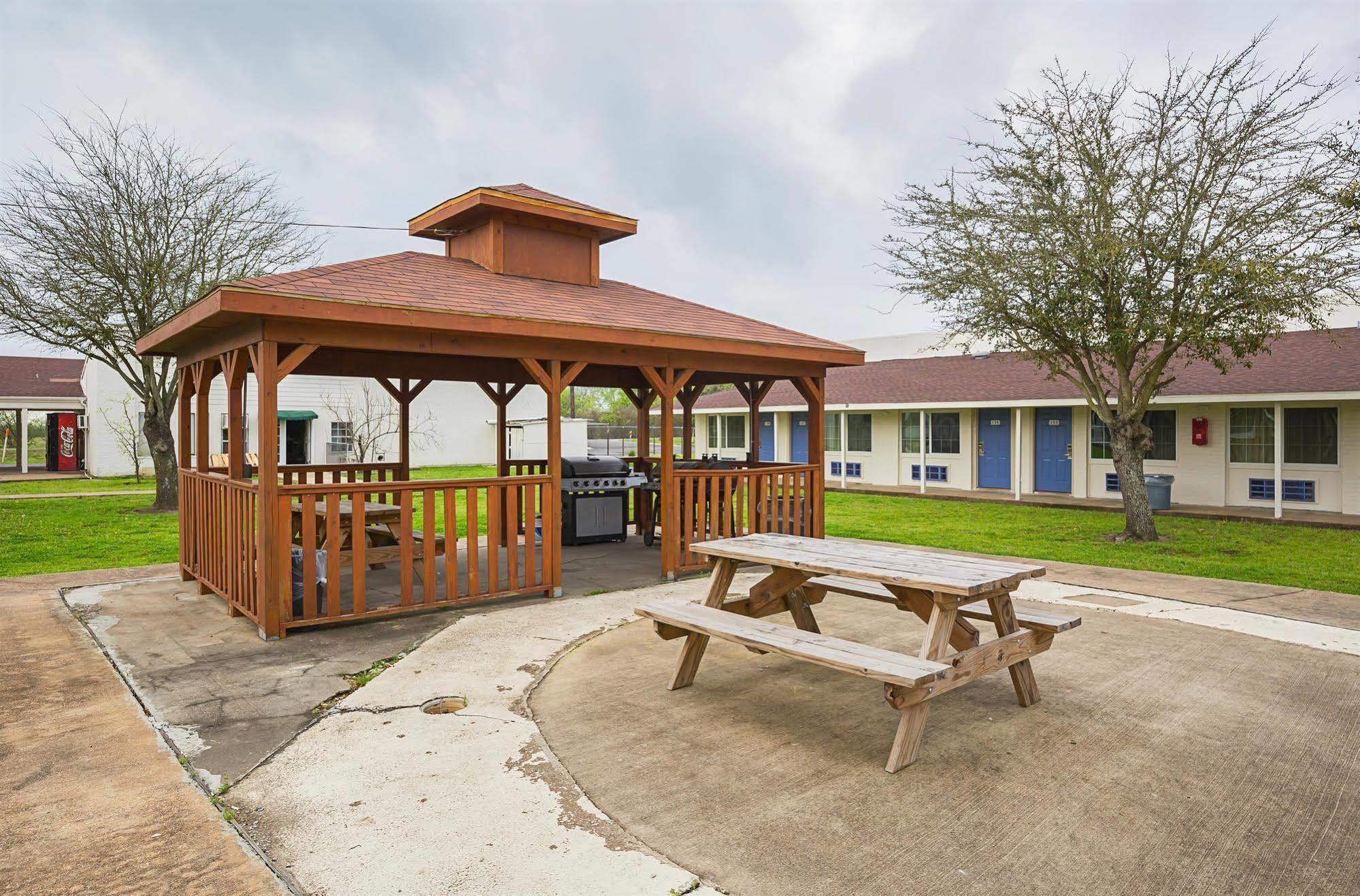 Motel 6-Madisonville, Tx Kültér fotó