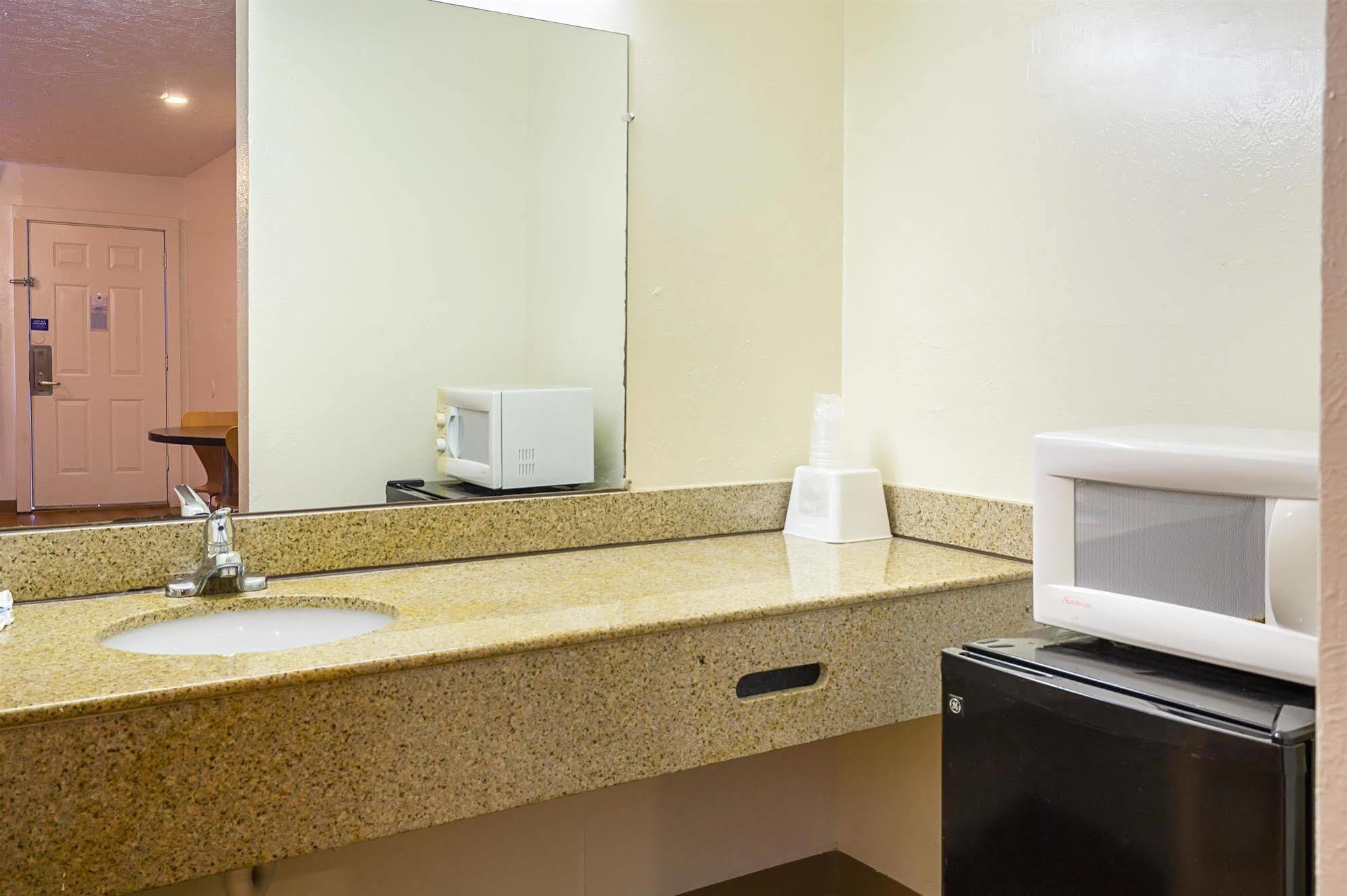 Motel 6-Madisonville, Tx Kültér fotó