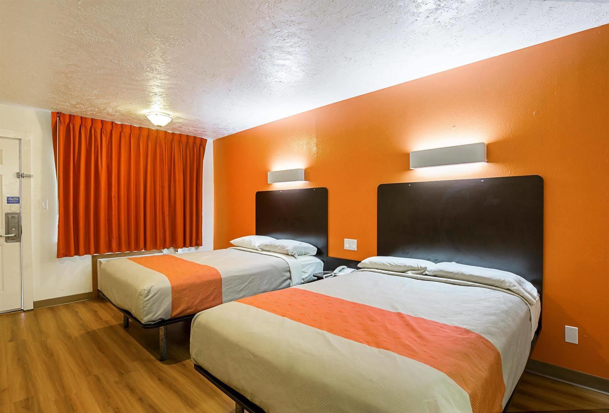 Motel 6-Madisonville, Tx Kültér fotó