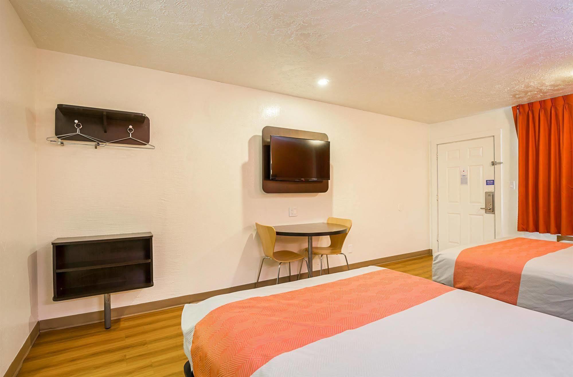Motel 6-Madisonville, Tx Kültér fotó